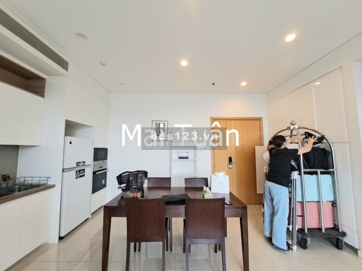 Cho thuê Căn hộ 2 phòng ngủ Sarimi 88m2 full nt view cv giá chỉ 25 tr