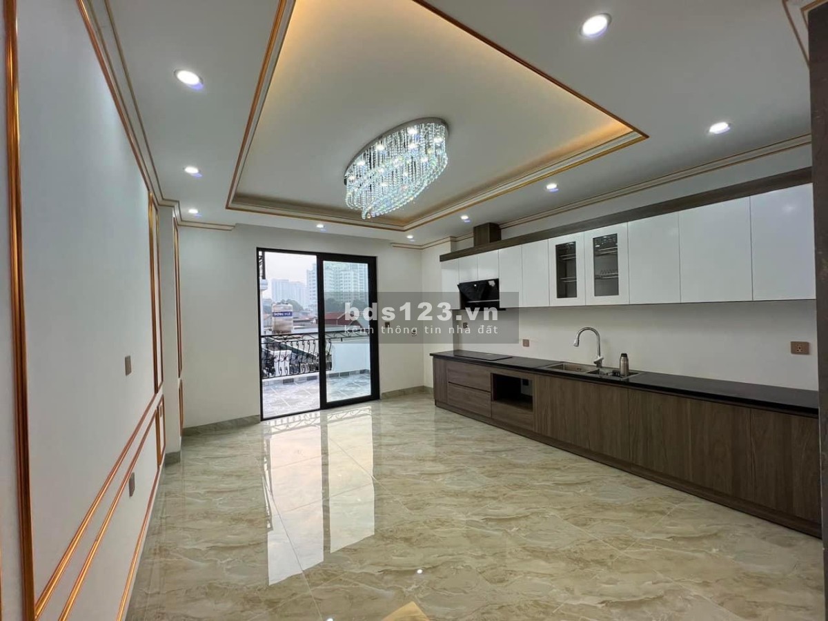 Bán nhà Thụy Khê đi định cư Mỹ 43M - 7 Tầng - Thang máy - 11.3 tỷ