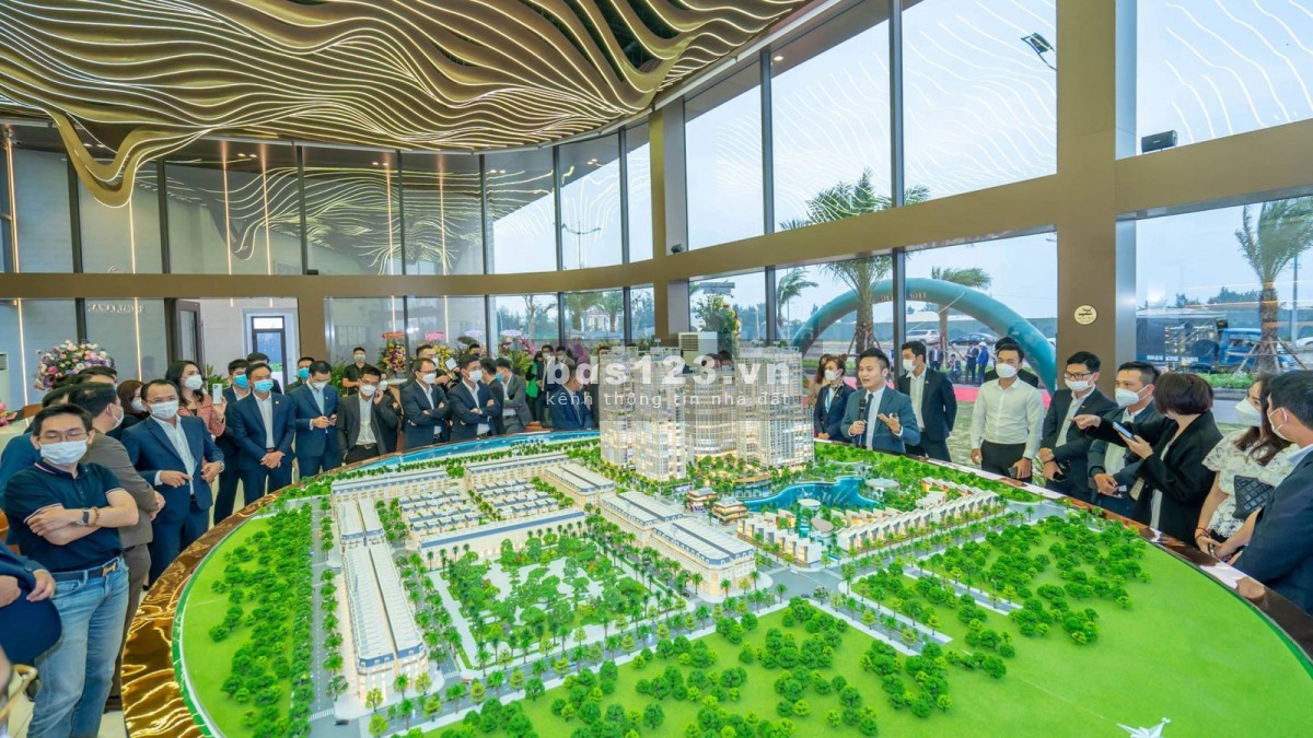 Sở hữu ngay khách sạn cao cấp 4,5 tầng ven biển Bảo Ninh đã có sổ - tặng ngay gói nội thất 3,8 tỷ