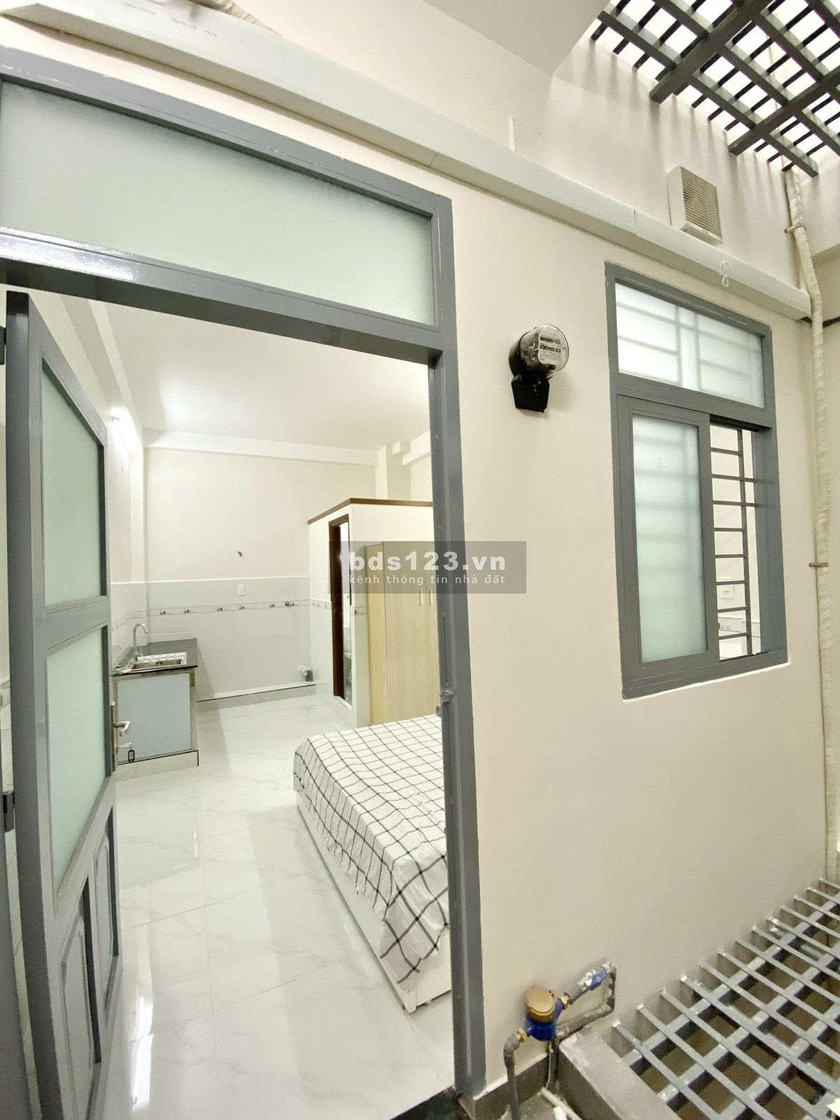 Phòng mới xây mới 100% đường Nguyễn Kiệm. Gần CV Gia Định