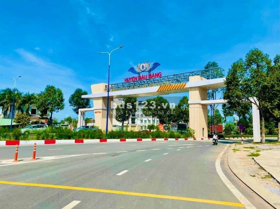 Cô 6 kẹt tiền nên bán lại miếng đất nhà đã mua năm 2018