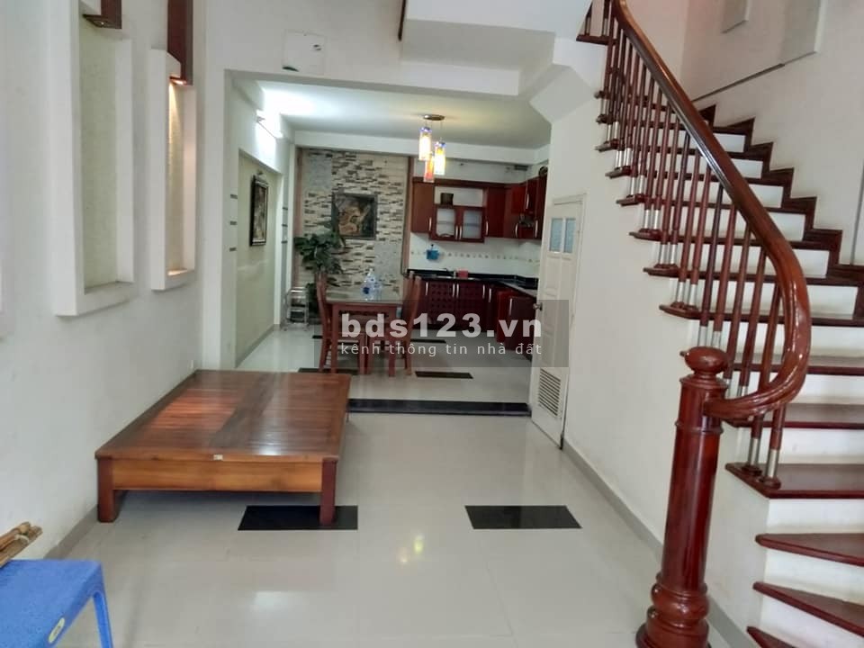 Cần bán nhà mặt phố Trung Liệt, Đống Đa 45m2, 5 tầng, 9.8tỷ.