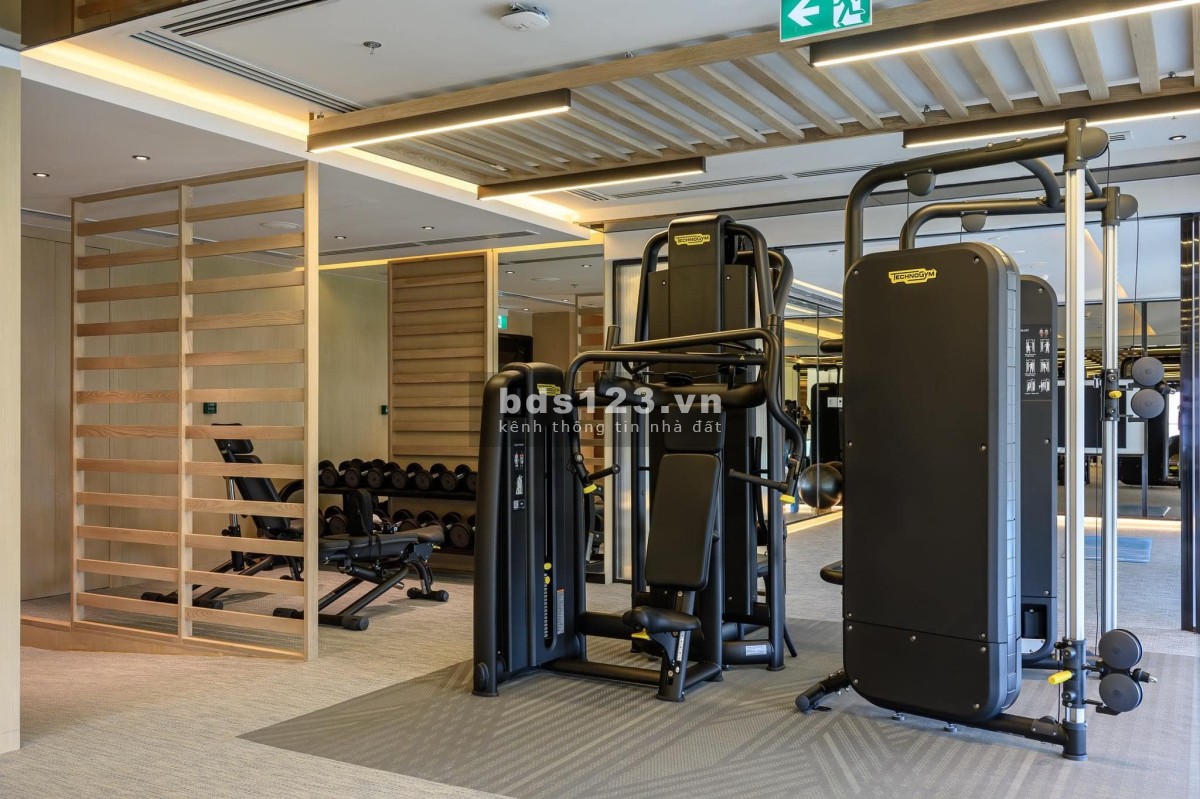 (English below) Căn hộ khách sạnPrime Superior Suite Marriott - giá US $3.500/tháng (~86tr)