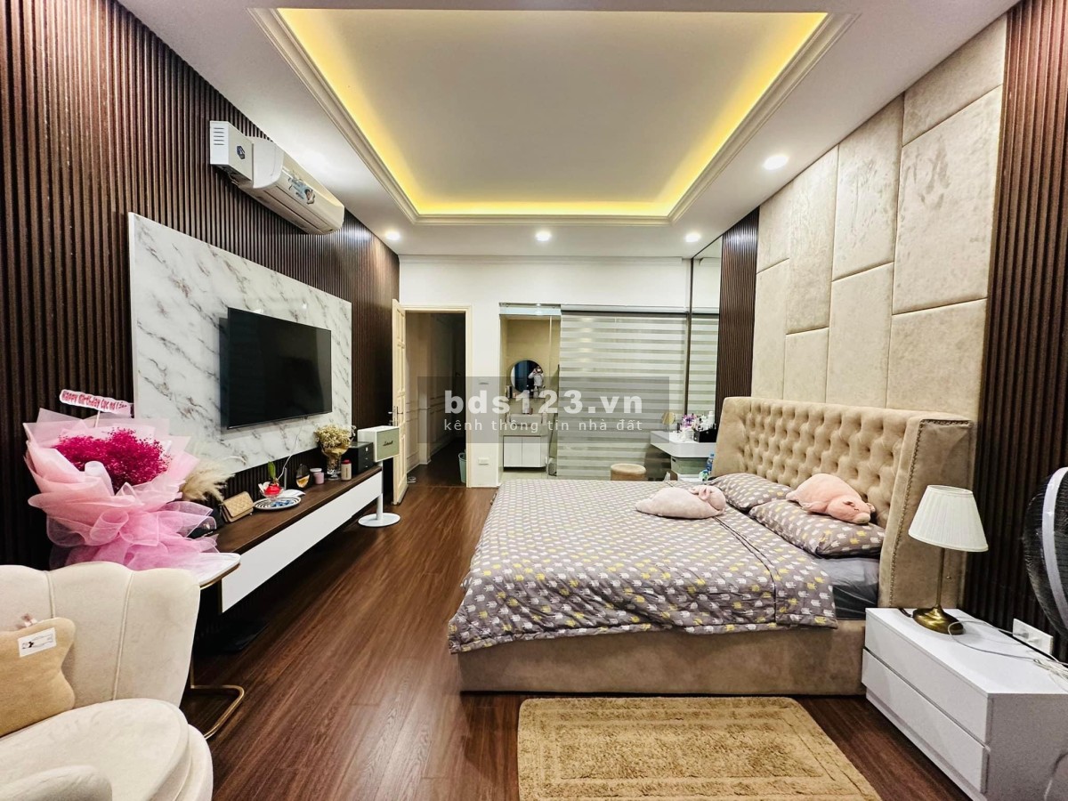 Phân lô phố Lê Trọng Tấn - Thanh Xuân - Gần phố - ô tô 7 chỗ vào nhà thông - Kinh doanh văn phòng