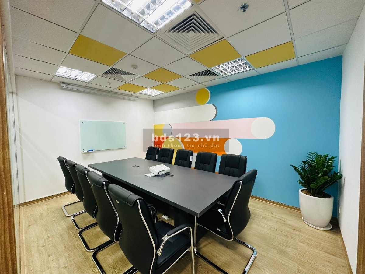 Cho Thuê văn phòng trọn gói đã setup sẵn nội thất tại Duy Tân, Quận Cầu Giấy, Hà Nội