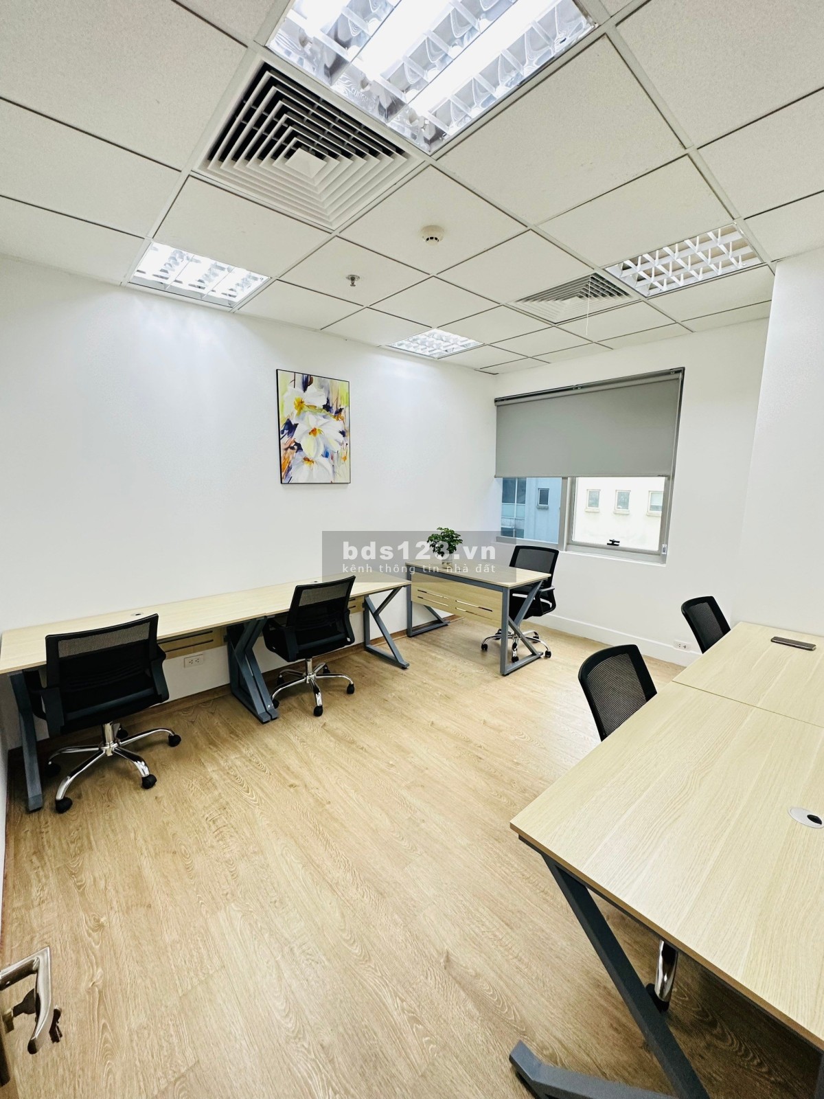 Cho Thuê văn phòng trọn gói đã setup sẵn nội thất tại Duy Tân, Quận Cầu Giấy, Hà Nội