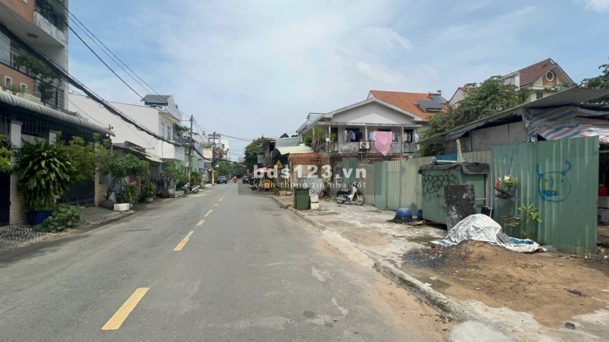 Cho thuê biệt thự làm văn phòng/ kinh doanh phường An Phú, có thang máy