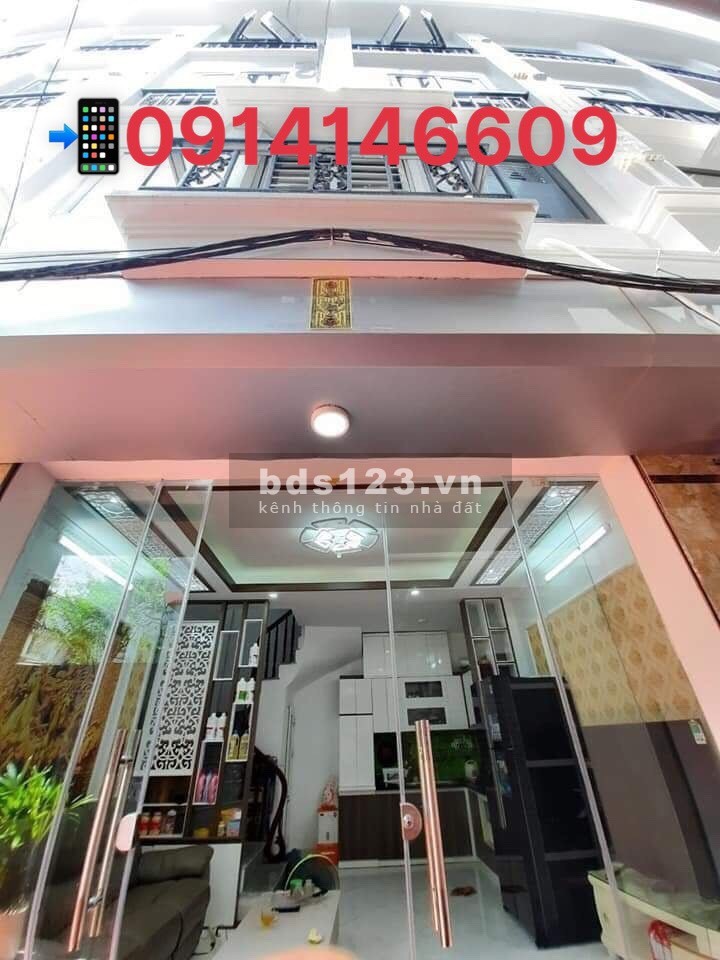 Căn 5 tầng, 35m2 lô góc 3 mặt thoáng ngay TT.Q Cầu Giấy - Ngõ siêu nông - Chỉ 5,x tỷ