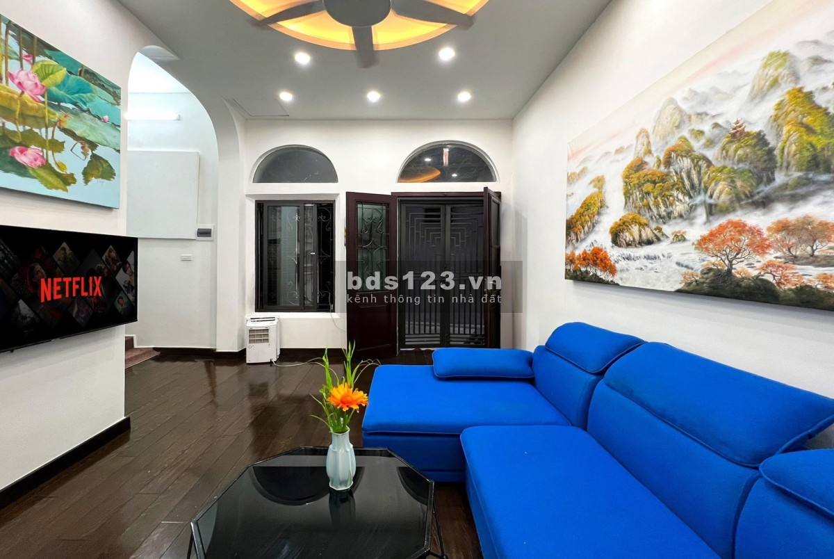 Bán nhà Đội Cấn 35M2X4T, nhỉnh 4 tỷ