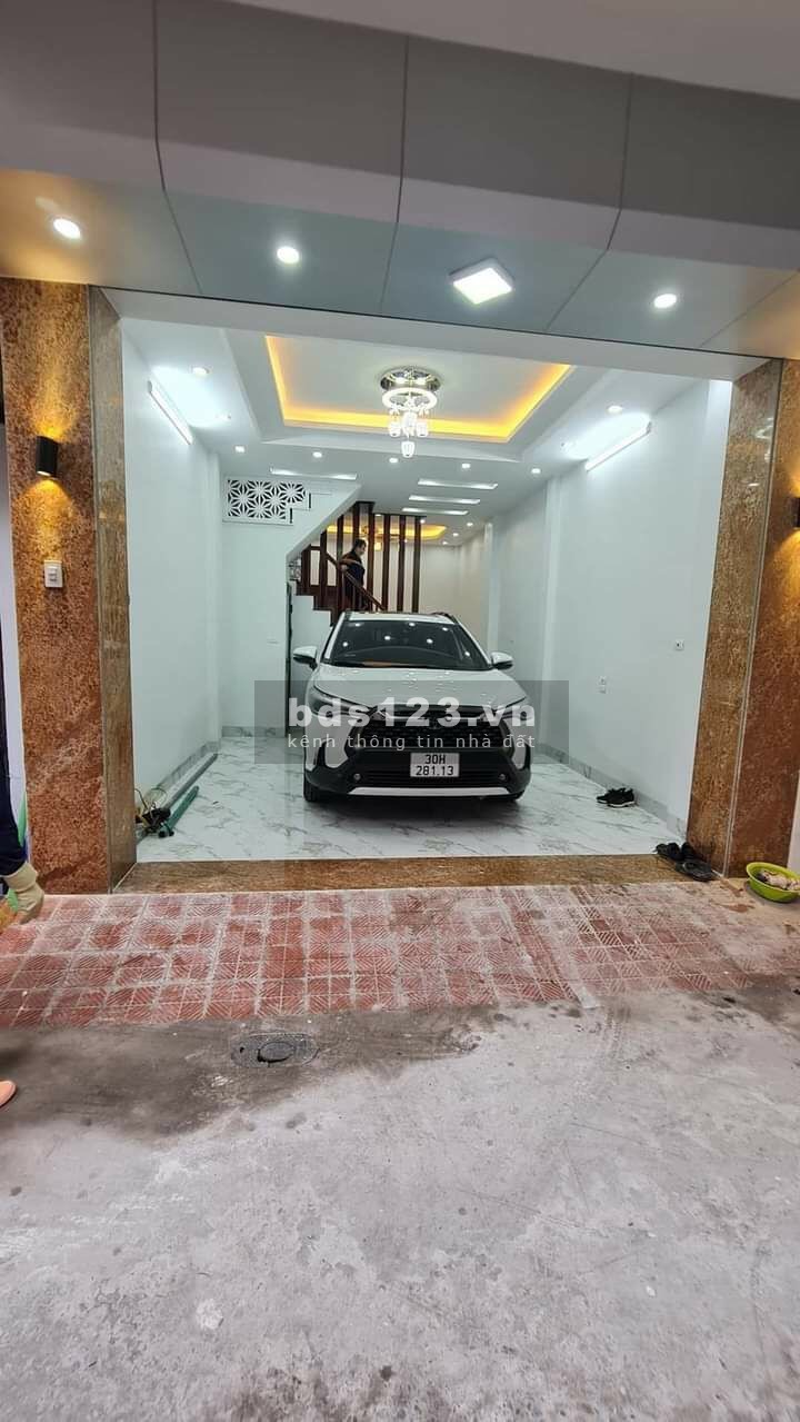 Nhà Trung Liệt - Đống Đa - Ô tô, kinh doanh - Ngõ thông, nhà đẹp - 48M X 4T, MT 4M - Nhỉnh 9 tỷ