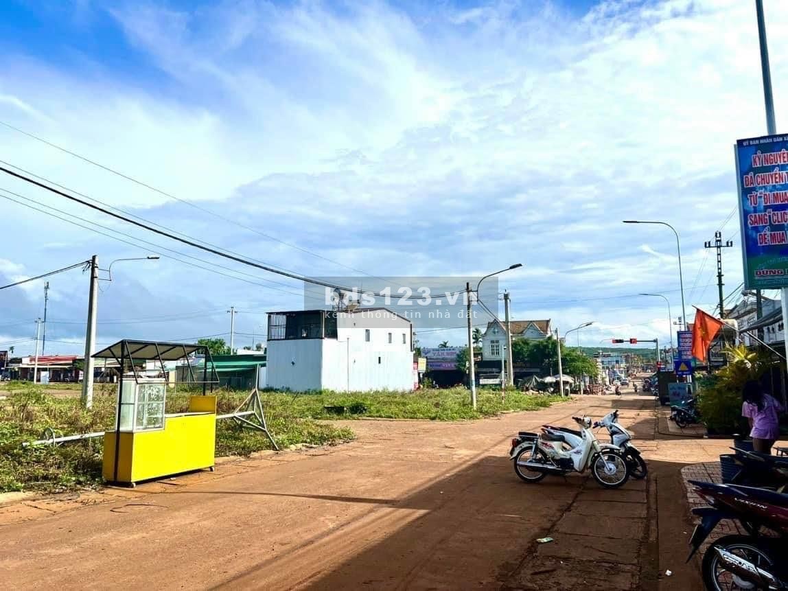 Chính chủ cần bán nhanh trong tuần cặp lô liền kề full thổ cư sẵn sổ ngay trung tâm huyện KrôngNăng