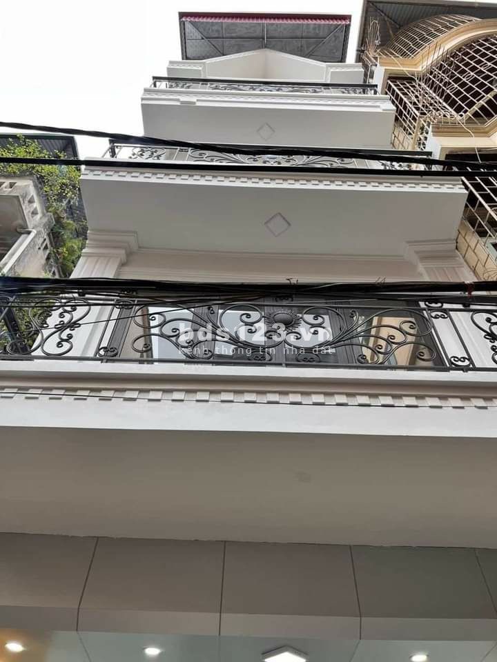 Nhà Trung Liệt - Đống Đa - Ô tô - Kinh doanh - Ngõ Thông - Nhà đẹp ở ngay - 48M X 4T, MT 4M