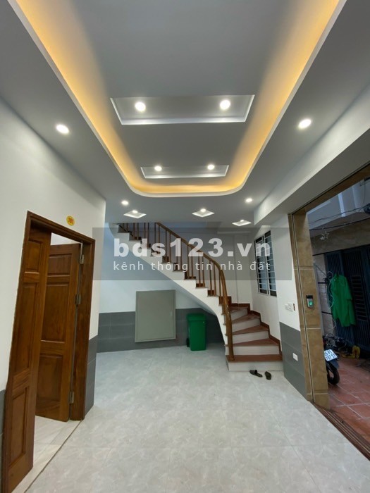 Bán nhà Hồ Tùng Mậu gần ga Cầu Diễn, 45M2, 9 phòng khép kín, 7.5 tỷ