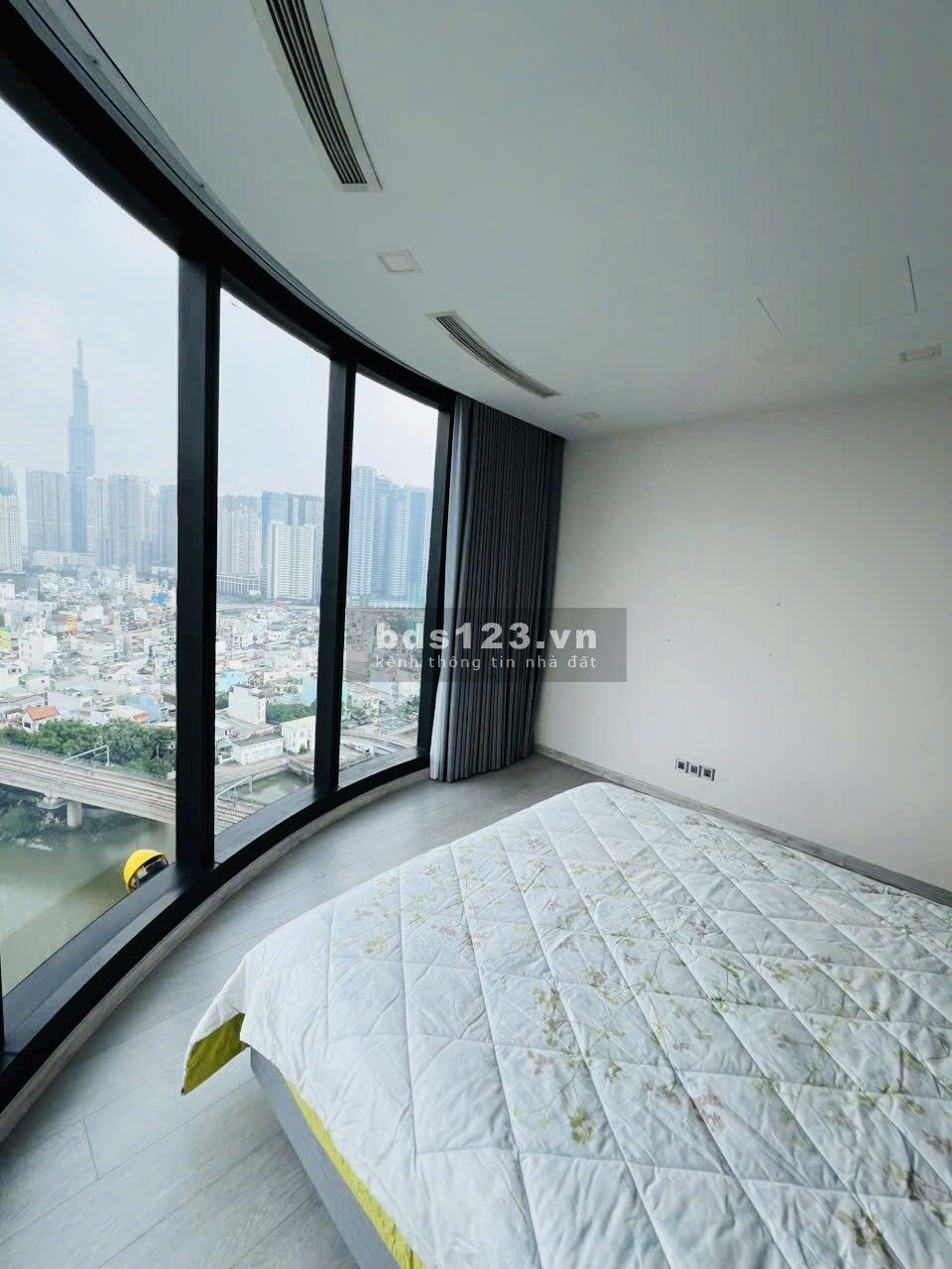 3PN đẹp như hoa hậu - Vinhome Golden River quận 1
