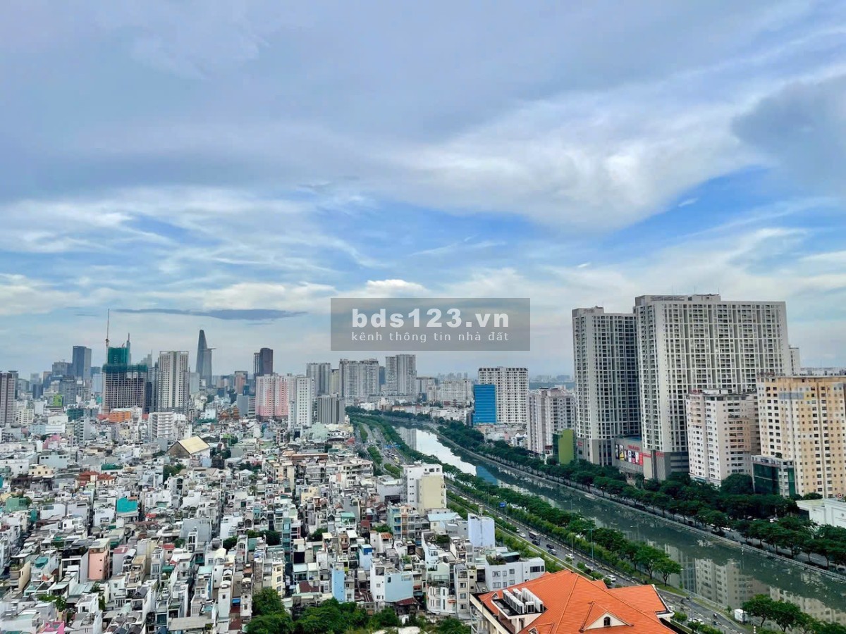 Cần bán Penthouse-Duplex cao cấp Full nội thất 2 Tầng 162m2 trung tâm Quận 1 giá 17.9 Tỷ, đã có sổ
