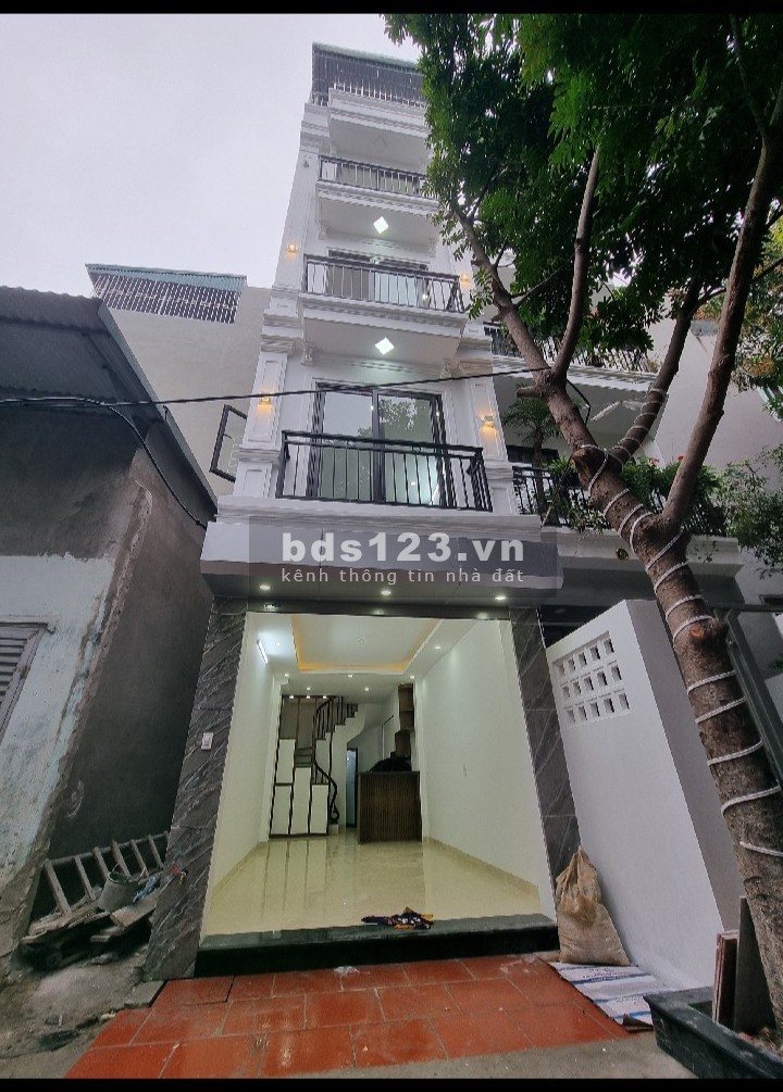 Bán nhà tại phố Đại Đồng - Hoàng Mau, nhà còn mới đẹp