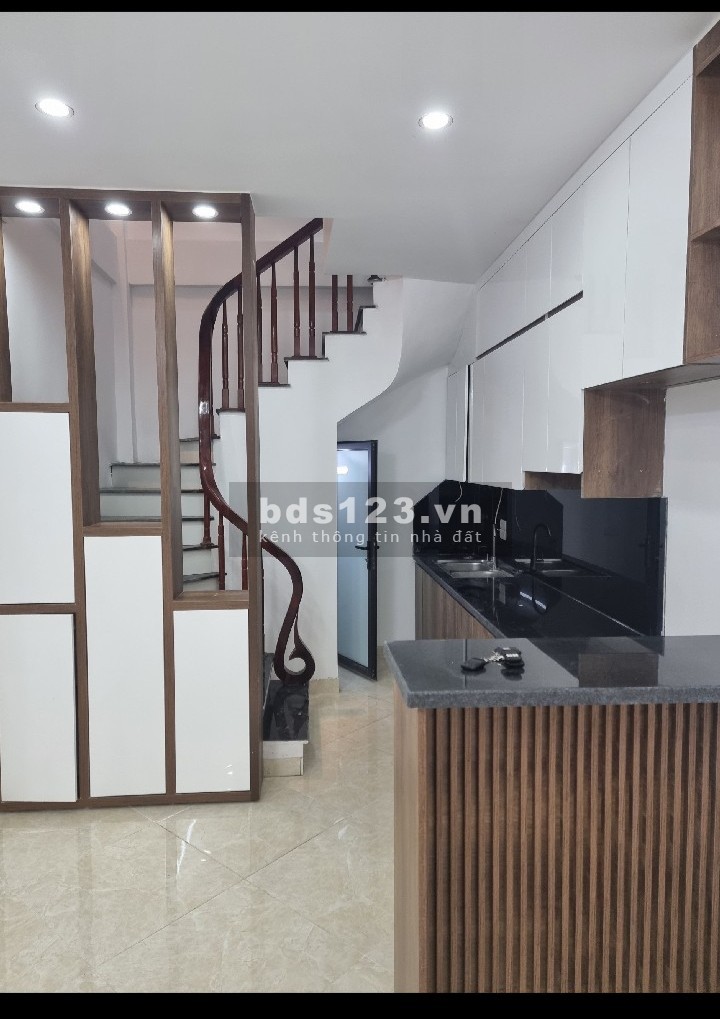 Bán nhà tại phố Đại Đồng - Hoàng Mau, nhà còn mới đẹp