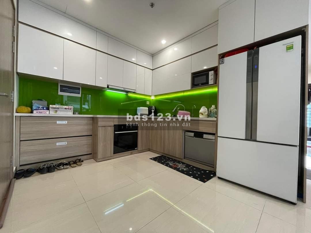 Bán căn hộ 3PN2VS 80m2 tặng full nội thất giá 2,45 tỷ Vinhomes Ocean Park