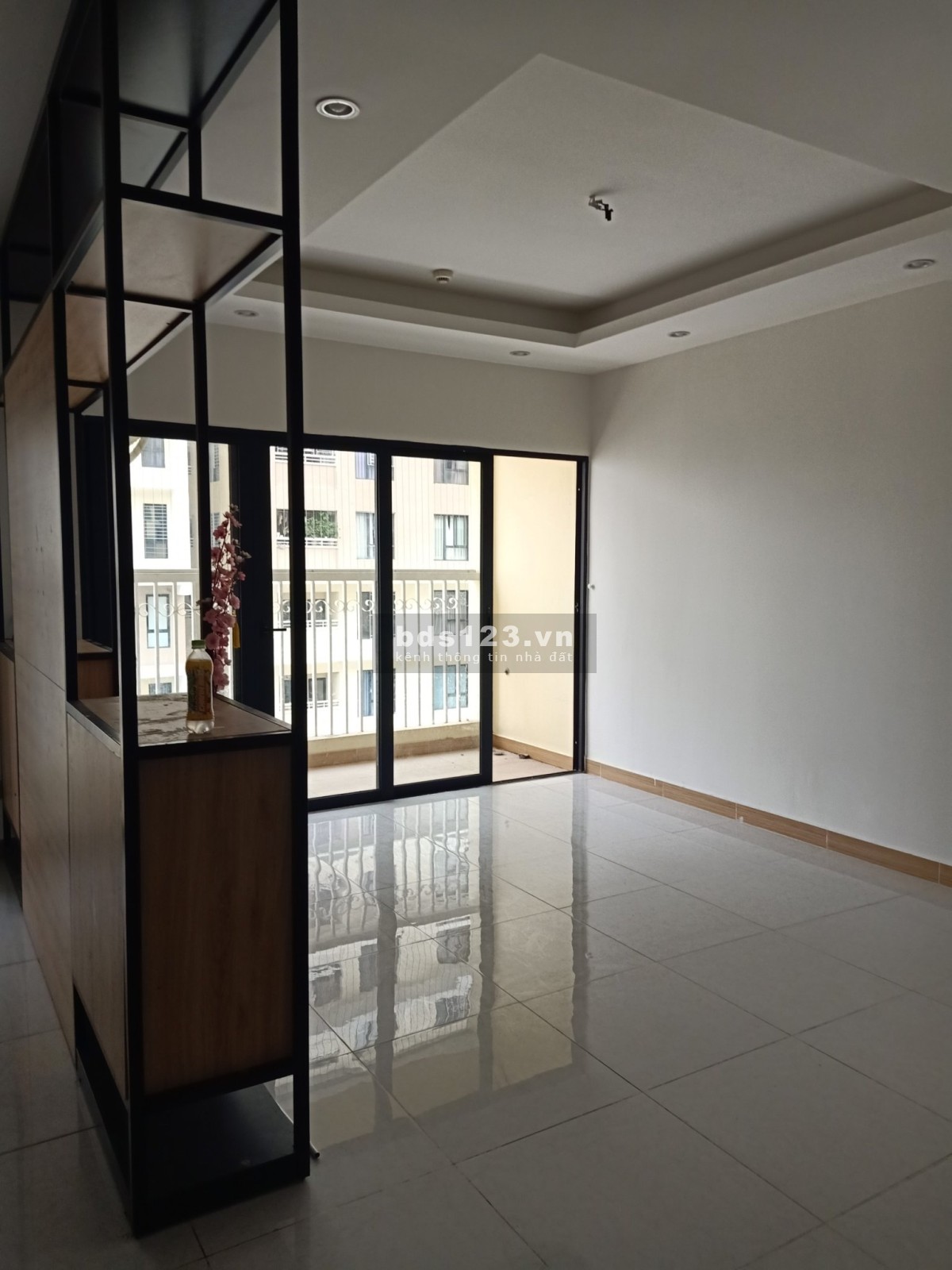 Bán căn hộ 2PN khu cao cấp Đức Khải có ban công dài được hỗ trợ vay