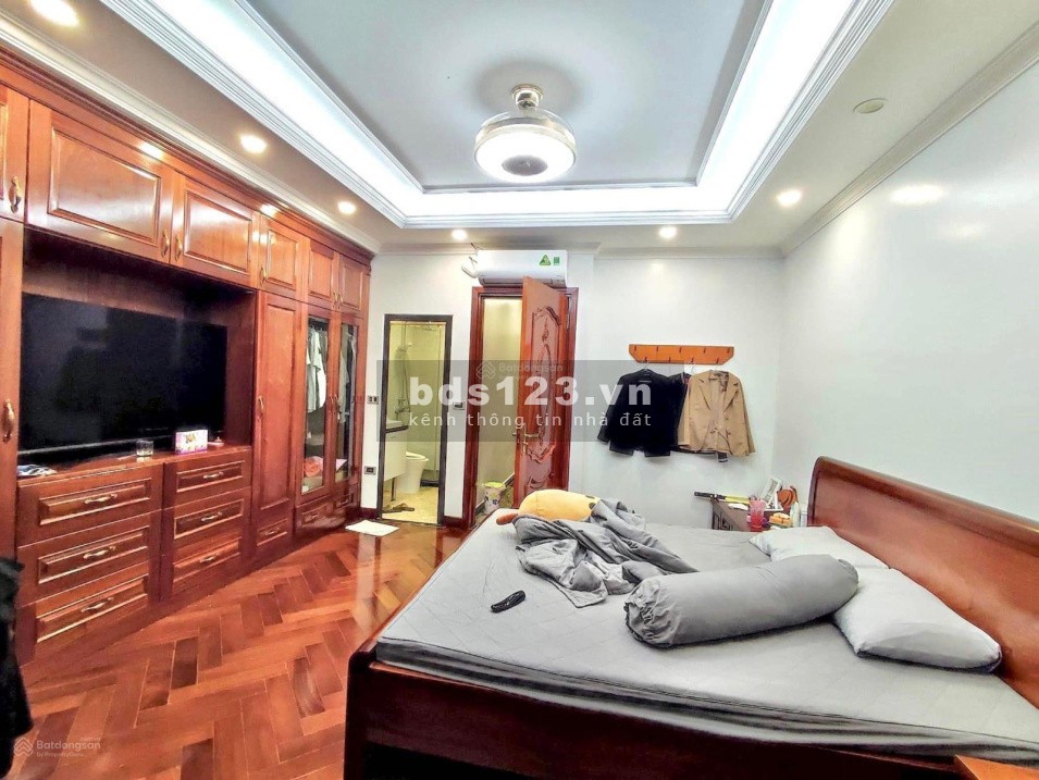 Đường 24m - Liền kề Văn Phú - Vỉa hè 6m - Kinh doanh - Nội thất siêu đẹp