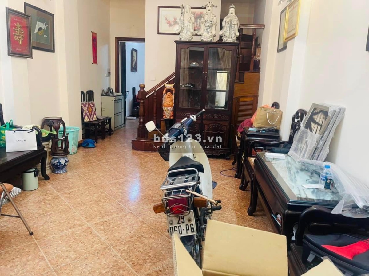 Bán nhà phố Tôn Đức Thắng – Phân Lô – Ô tô – Vỉa Hè.Dt 56m2