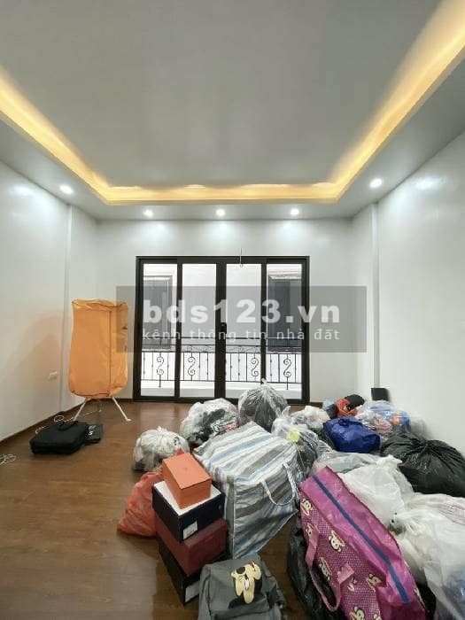  Siêu Phẩm Bất Động Sản - Khương Trung - Thanh Xuân 30mx5T Giá 4 tỷ(có thương lượng)!