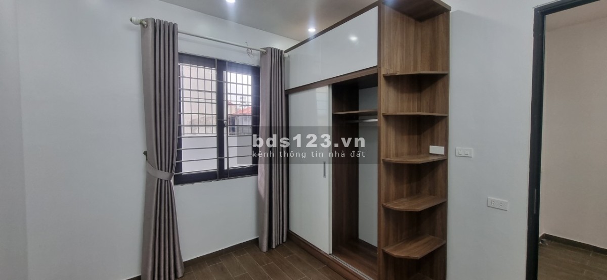 Bán nhà phố Vĩnh Hưng - Nhà đẹp còn mới - Full nội thất - Ở luôn