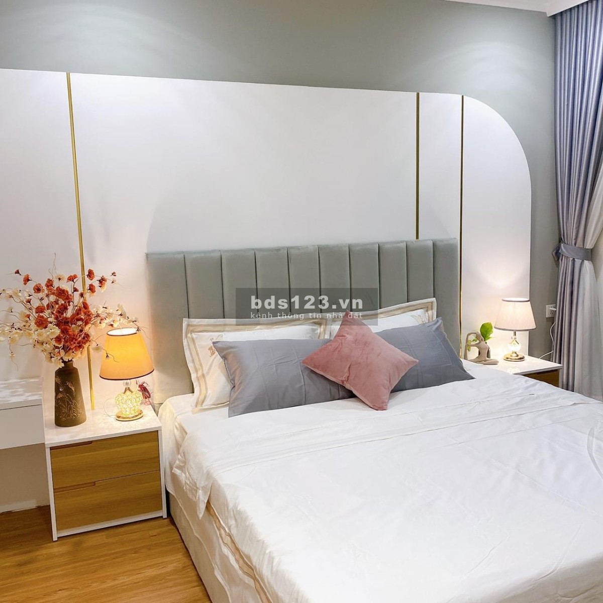 Cần bán nhanh căn hộ 2PN1VS 60M, full nội thất, view công viên chỉ 1,65 tỷ tại VHOCP. LH 0974878742