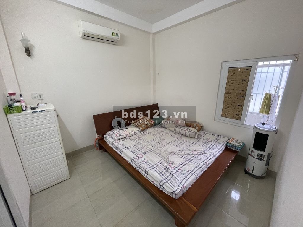 Cho thuê nhà 2 tầng mặt tiền Trần Huy Hiệu, sát Lê Đại Hành