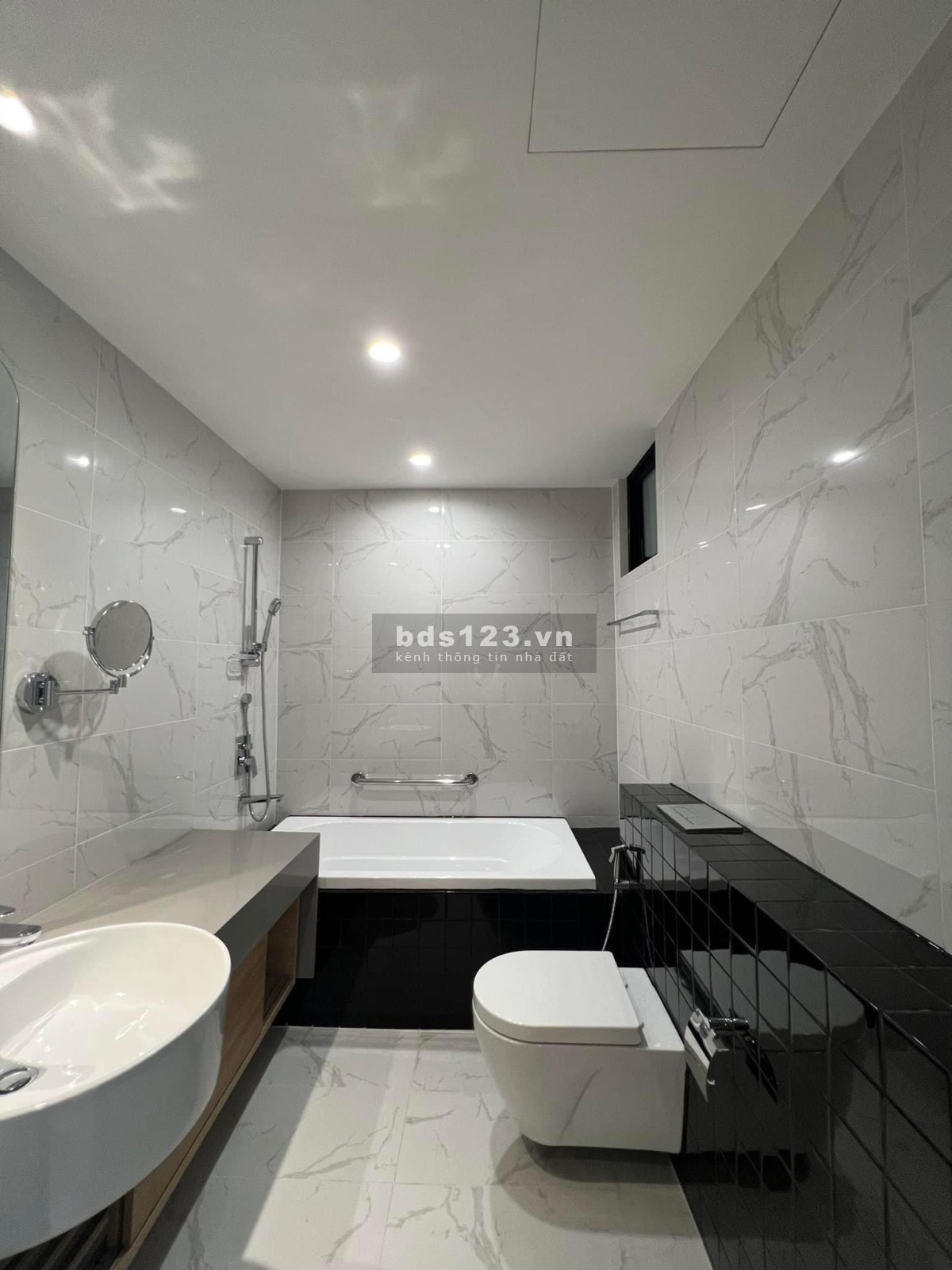 Bán căn Duplex Quận 1 mà giá bằng Quận 2 Zenity Full nội thất đẹp, nhà mới 100%