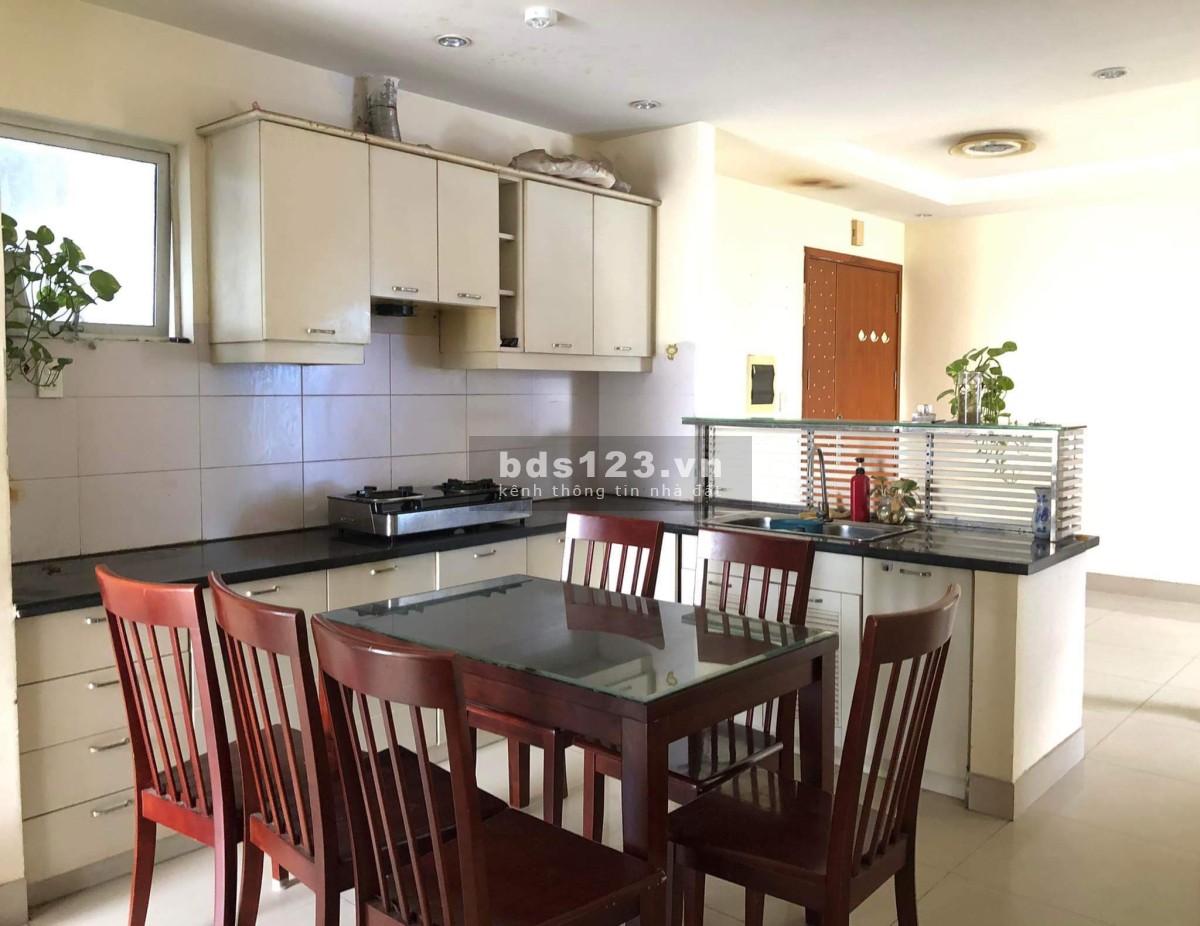 Cần cho thuê căn hộ Nguyễn Phúc Nguyên Quận 3, Dt : 83 m2, 2PN, Giá : 12 tr/th