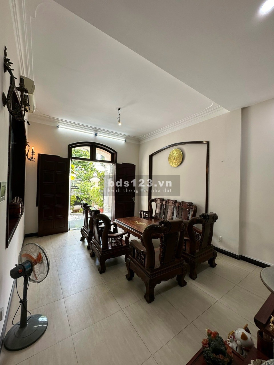 Cần cho thuê hoặc bán biệt thự cao cấp ở quận 2