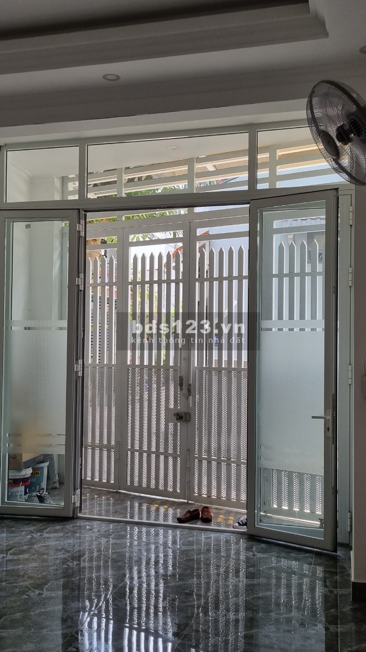 Chính chủ cần bán nhà hẻm đường Bờ Bao Tân Thắng, phường Sơn Kỳ, quận Tân Phú, TP HCM.