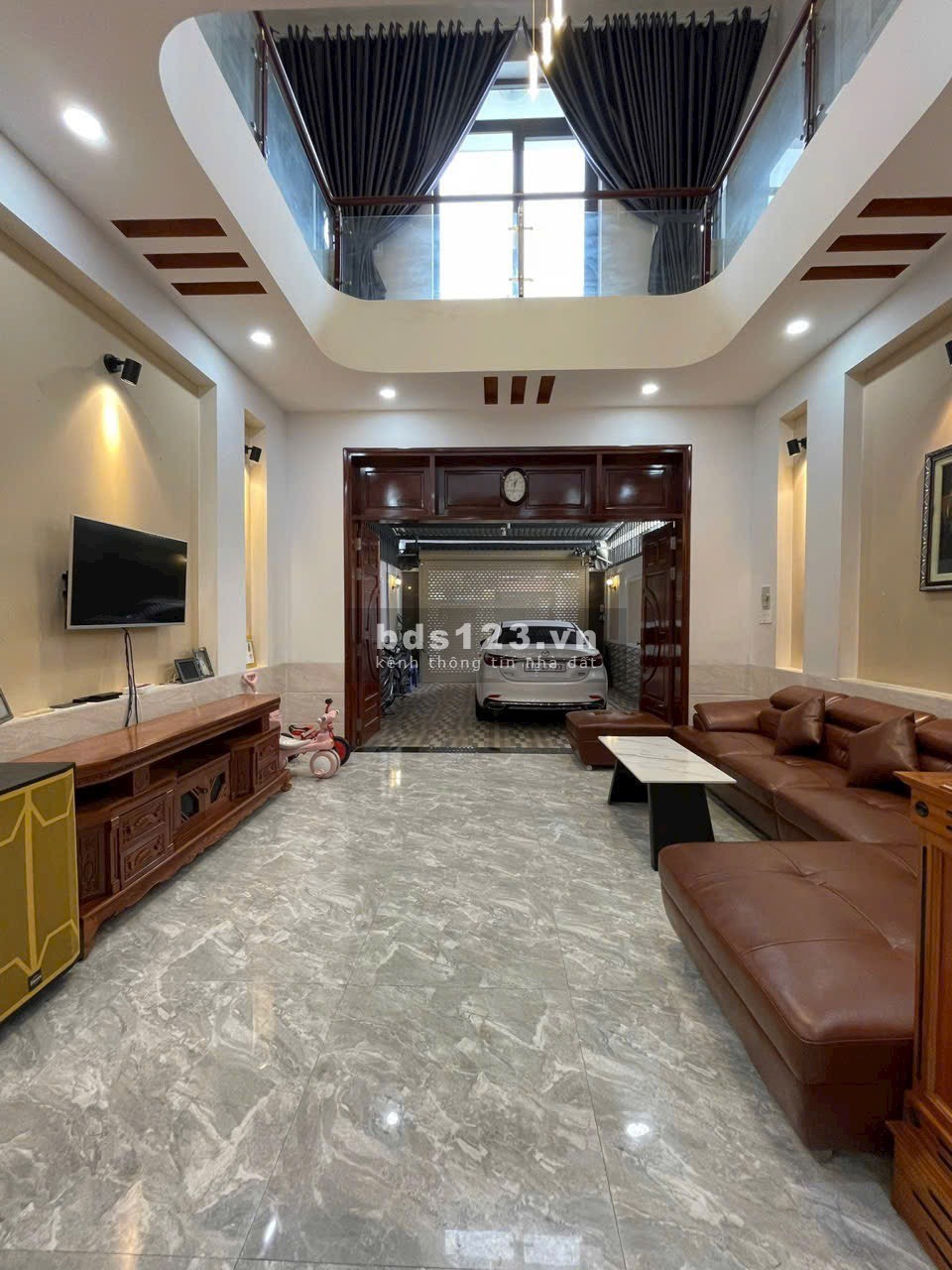 Nhà 1T 1L 60m2 HXH Đ.quốc lộ 13 gần bên Vạn Phúc chỉ 3,350 tỷ TL