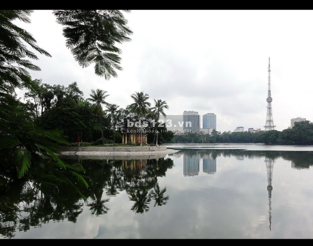Rẻ NHƯ CHO 30%, Nhỉnh 11 tỷ, Đống Đa, 43m2, View Mặt Hồ Ba Mẫu đẹp. Kinh Doanh, Thang máy