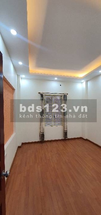 Bán nhà 4 tầng Kim Giang - Thanh Liệt 45M x 4 Tầng - Sát phố - Ô tô đỗ