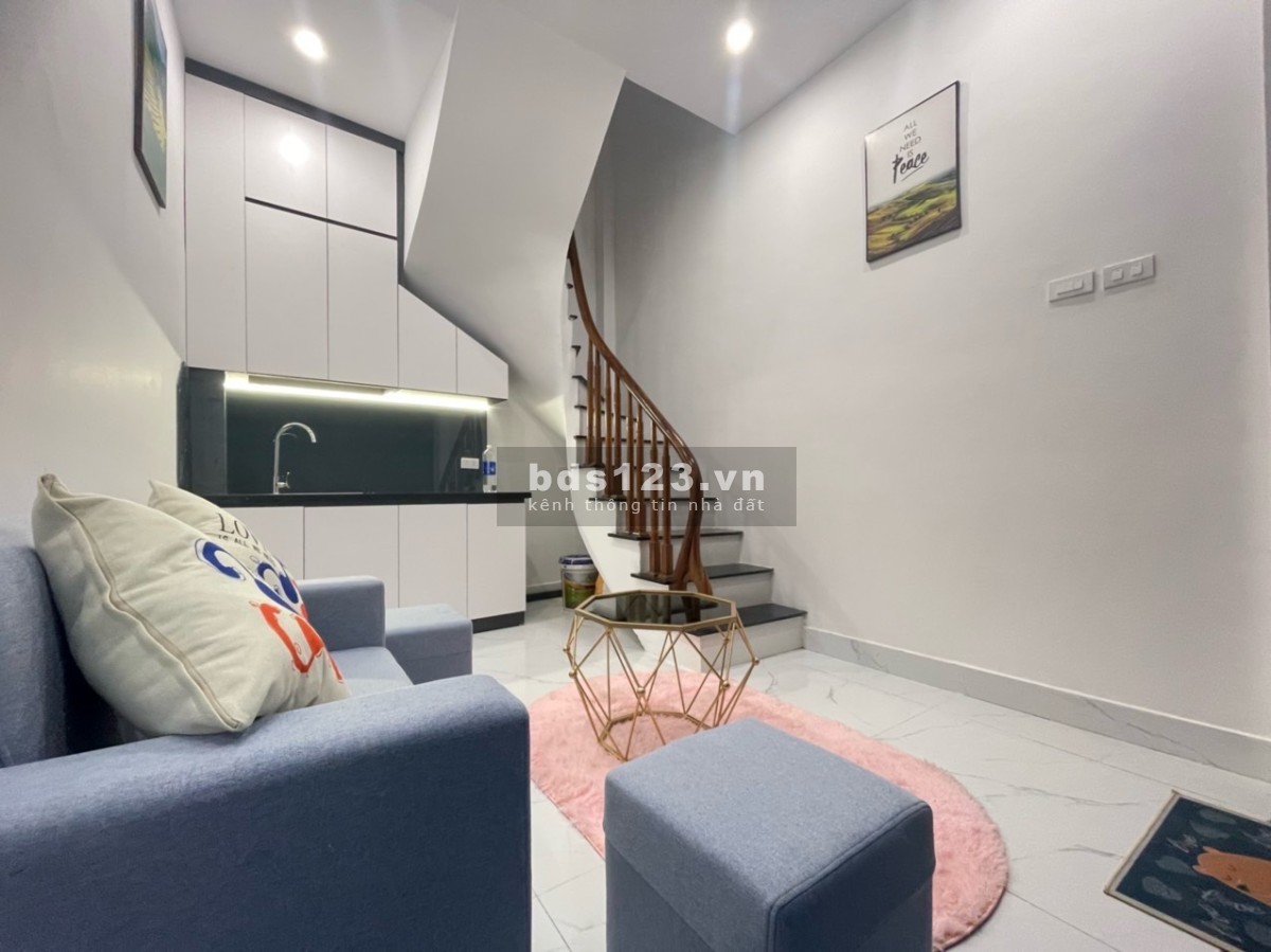 Bán nhà tại phố Minh Khai - Lạc Trung - Gía 2.15 tỷ