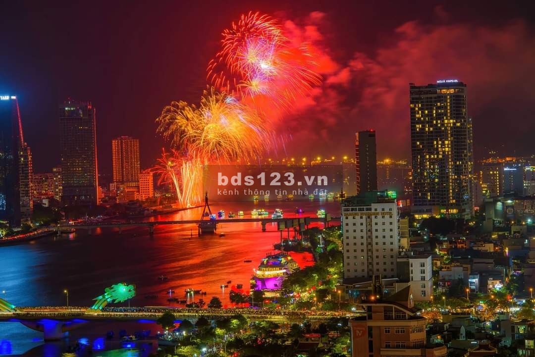 Mở bán căn hộ Sun Cosmo Đà Nẵng. Chiết khấu lên đến 20% - view sông Hàn. Cách biển Mỹ Khê chỉ 1,5km.