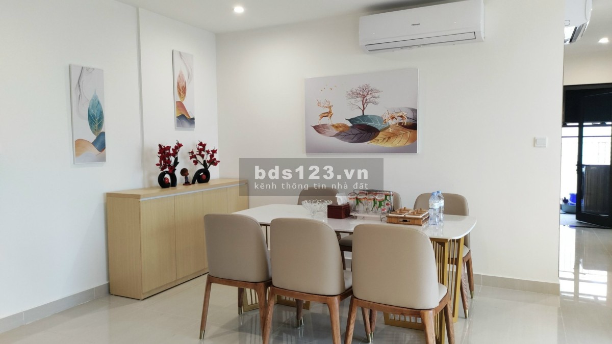 Bán căn hộ 3 phòng ngủ diện tích 106m² giá 3,55 tỷ tại Vinhomes Ocean Park