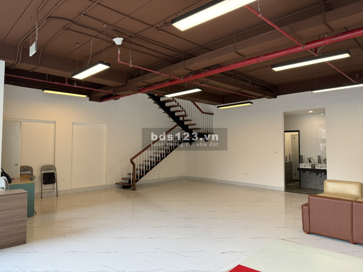 Chính Chủ Cần Cho Thuê Mặt Bằng 360 Giải Phóng, Phương Liệt, HN Giá 8.8usd/m Diện Tích 162.60m2
