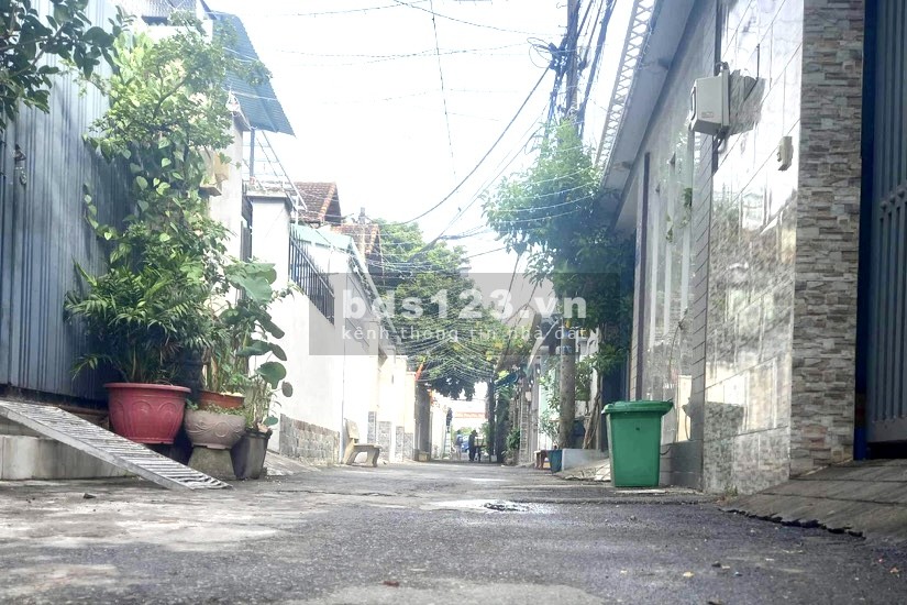 Rẻ nhất khu vực Hiệp Phú, Quận 9, gần TT Thương mại Vincom Lê Văn Việt, hẻm ô tô, 90m2, chỉ 5.7 tỷ.