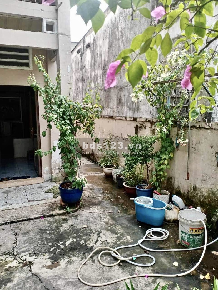 Rẻ nhất khu vực Hiệp Phú, Quận 9, gần TT Thương mại Vincom Lê Văn Việt, hẻm ô tô, 90m2, chỉ 5.7 tỷ.