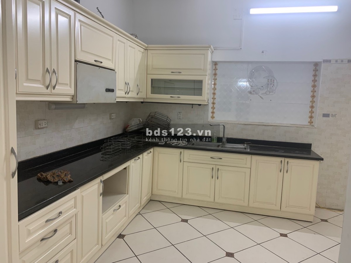Phân lô Đầm Trấu vỉa hè rộng, ô tô tránh, thông số đẹp, đẳng cấp