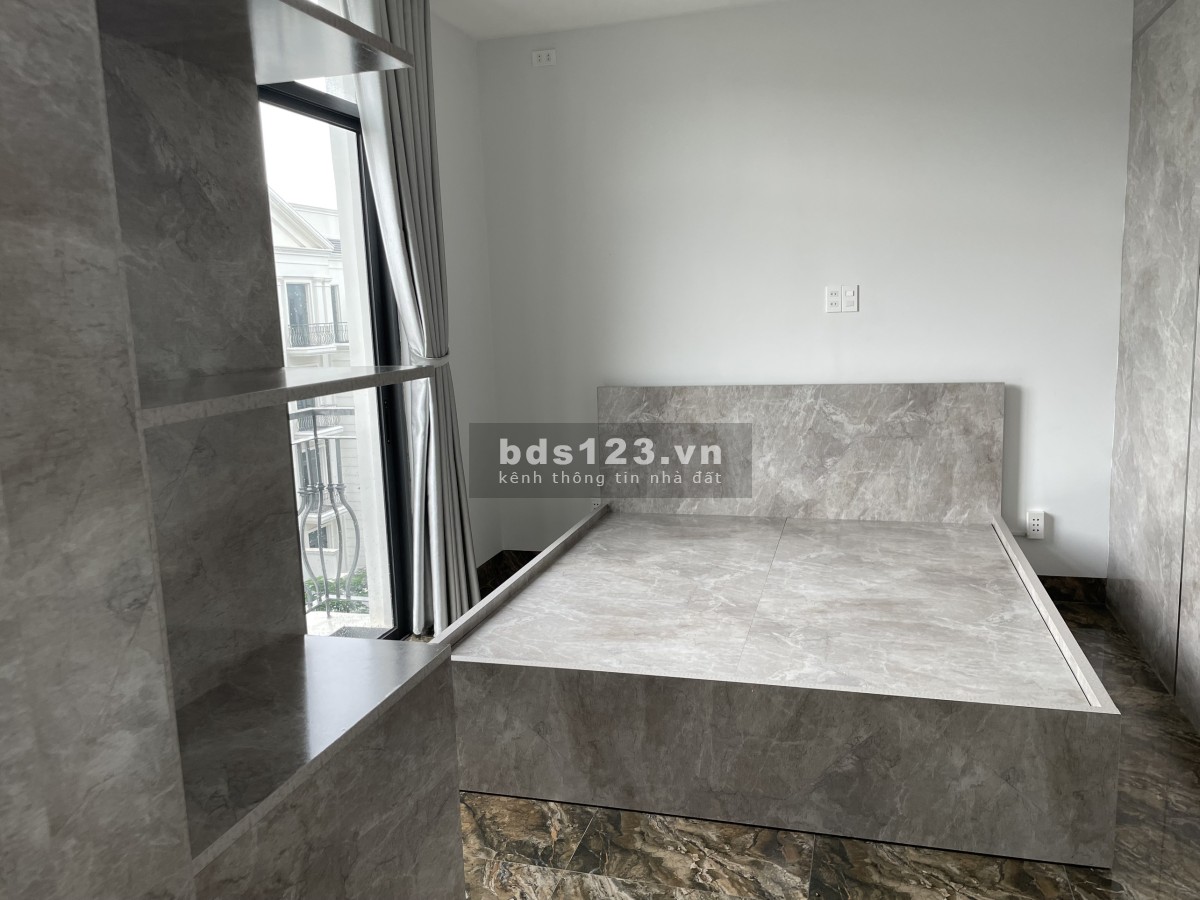 Cho thuê nhà phố 1 trệt 4 lầu nhà hoàn thiện khu dân cư Vinhomes Grand Park quận 9