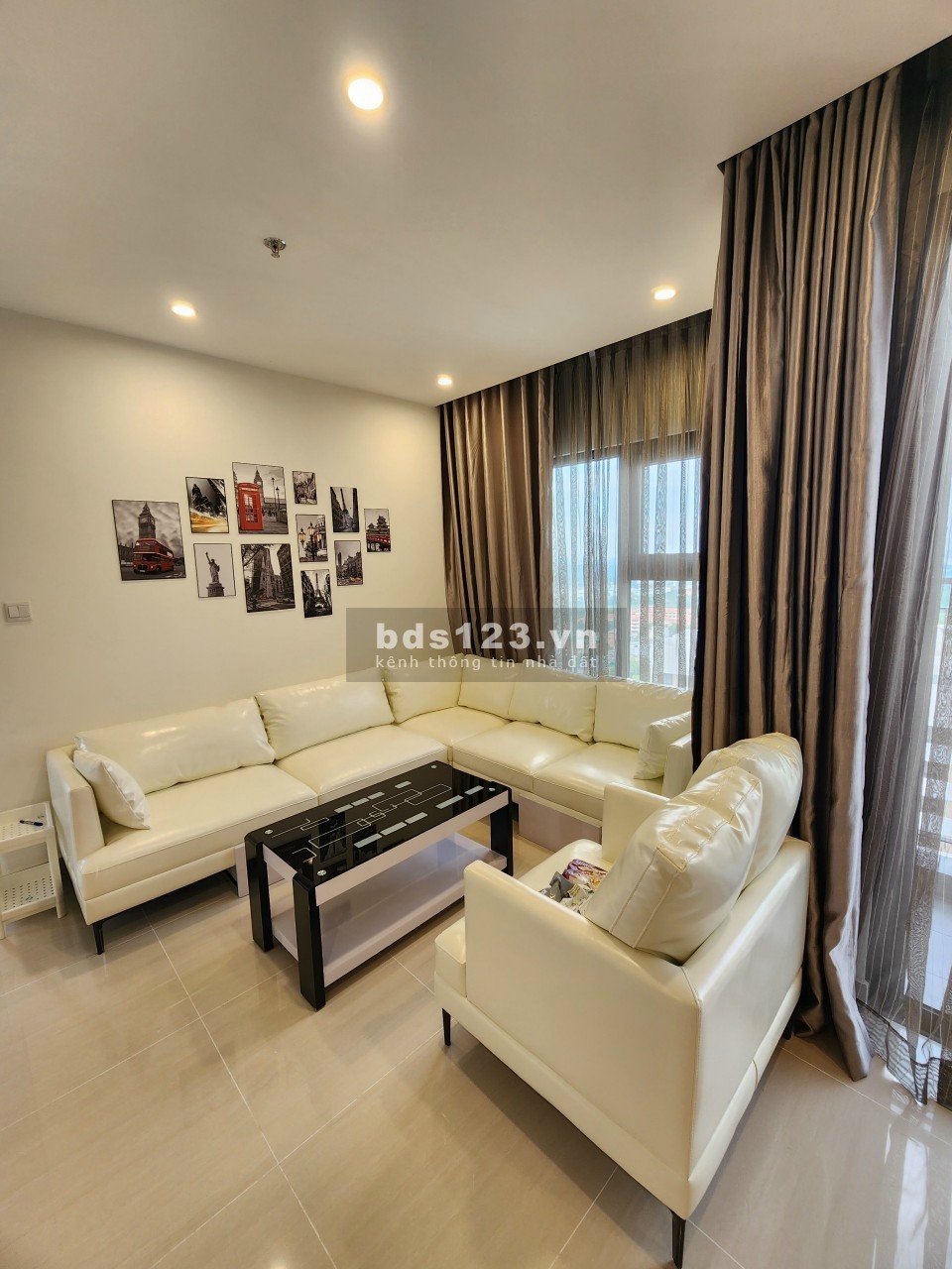 Cho thuê căn hộ 2 phòng ngủ full nội thất Luxury Vinhomes Grand Park quận 9