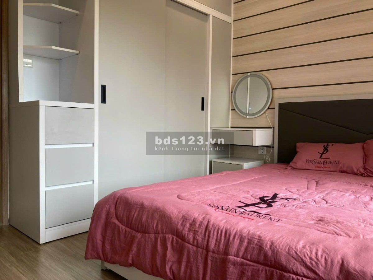 Cho thuê căn hộ 2 phòng ngủ full nội thất Vinhomes quận 9