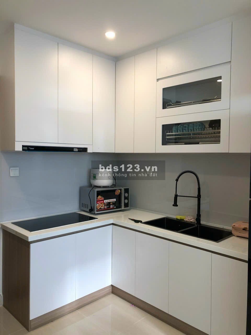 Cho thuê căn hộ 2 phòng ngủ căn góc 69m2 Vinhomes Grand Park quận 9 nhà mới