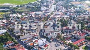 Một lô duy nhất, chính chủ, diện tích 40m2, mặt tiền rộng. Giá nhỉnh 2 tỷ (có thương lượng).