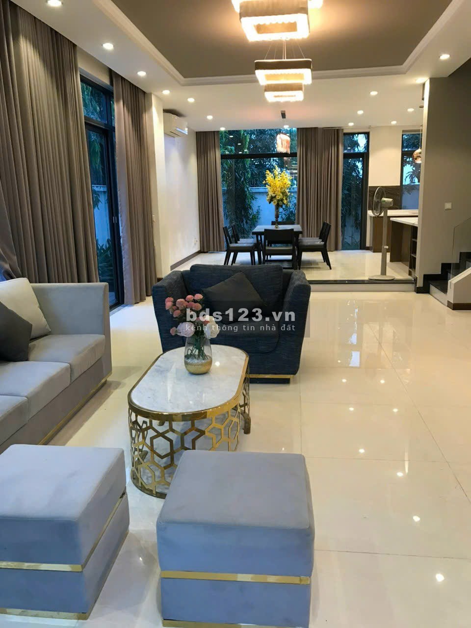 Cho thuê căn góc biệt thự LUCASTA Khang Điền, 336m2 1 trệt 2 lầu Full NT, 5PN - 5WC, Giá 45tr/Tháng