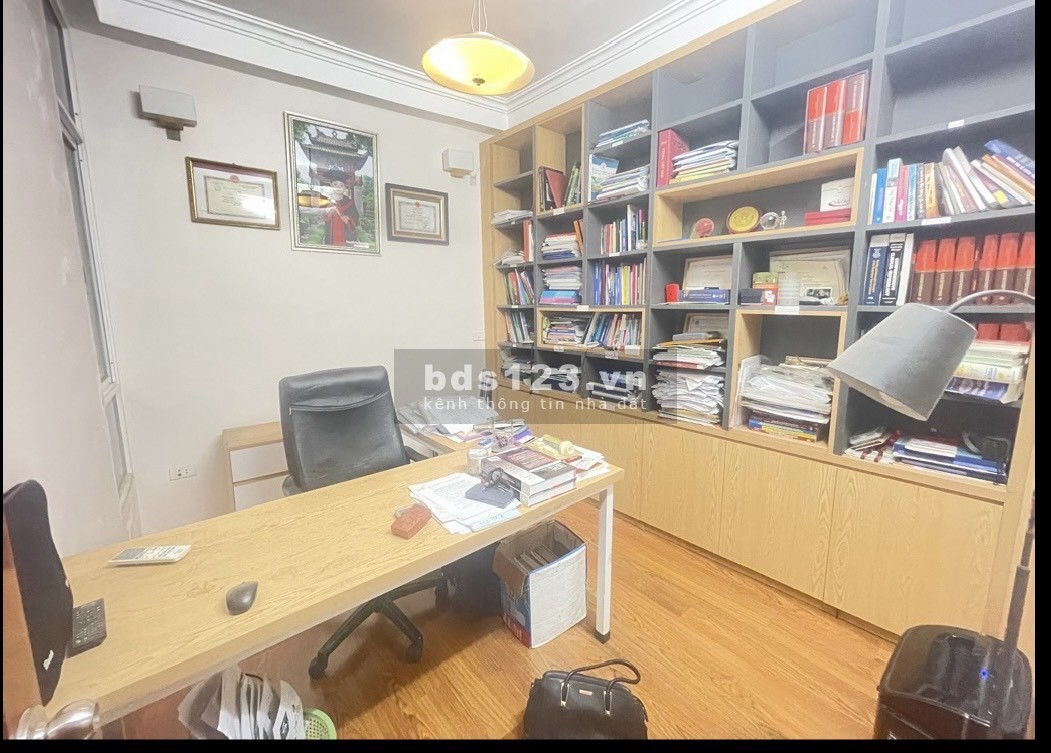 Nhà đẹp Vĩnh Hưng, rộng rãi, thoáng sáng